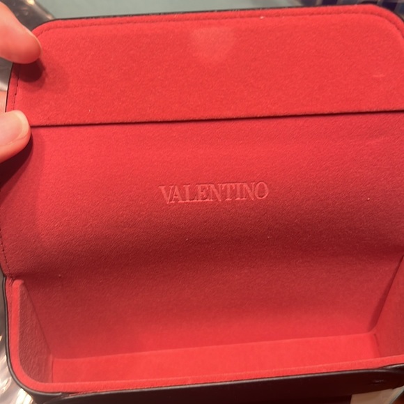 498$ NIB Valentino Garavani SUNGLASSES. Dust pink and blue, rose gold hardware - Picture 13 of 16